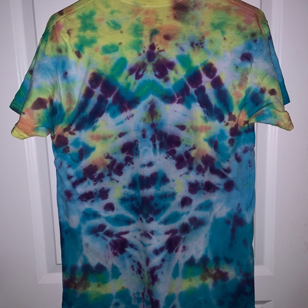 Tie dye bear shirt. Size M